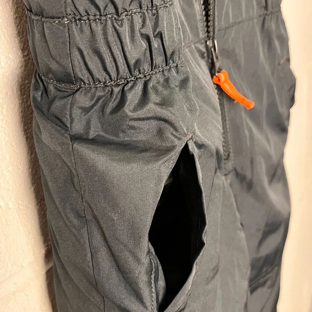 OshKosh Bgosh kids’ black